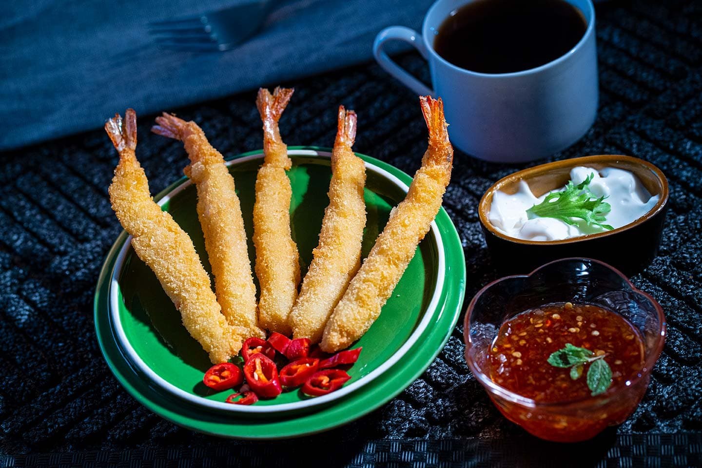 Breaded vannamei shrimp, coated and frozen ready to fry